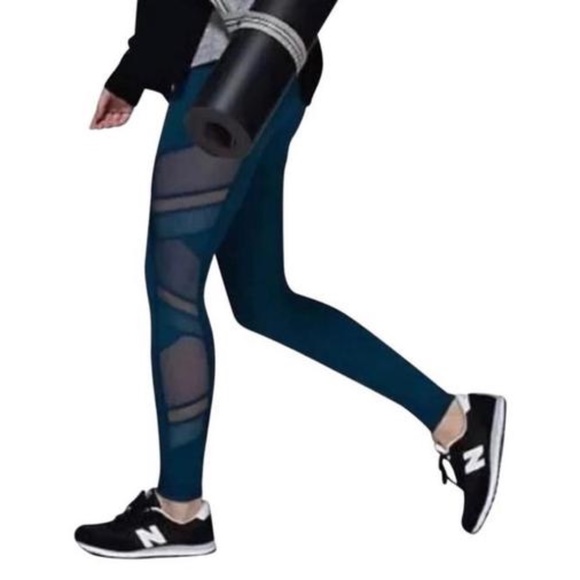 lululemon athletica Pants - Lululemon Just Breathe Leggings in Alberta Lake